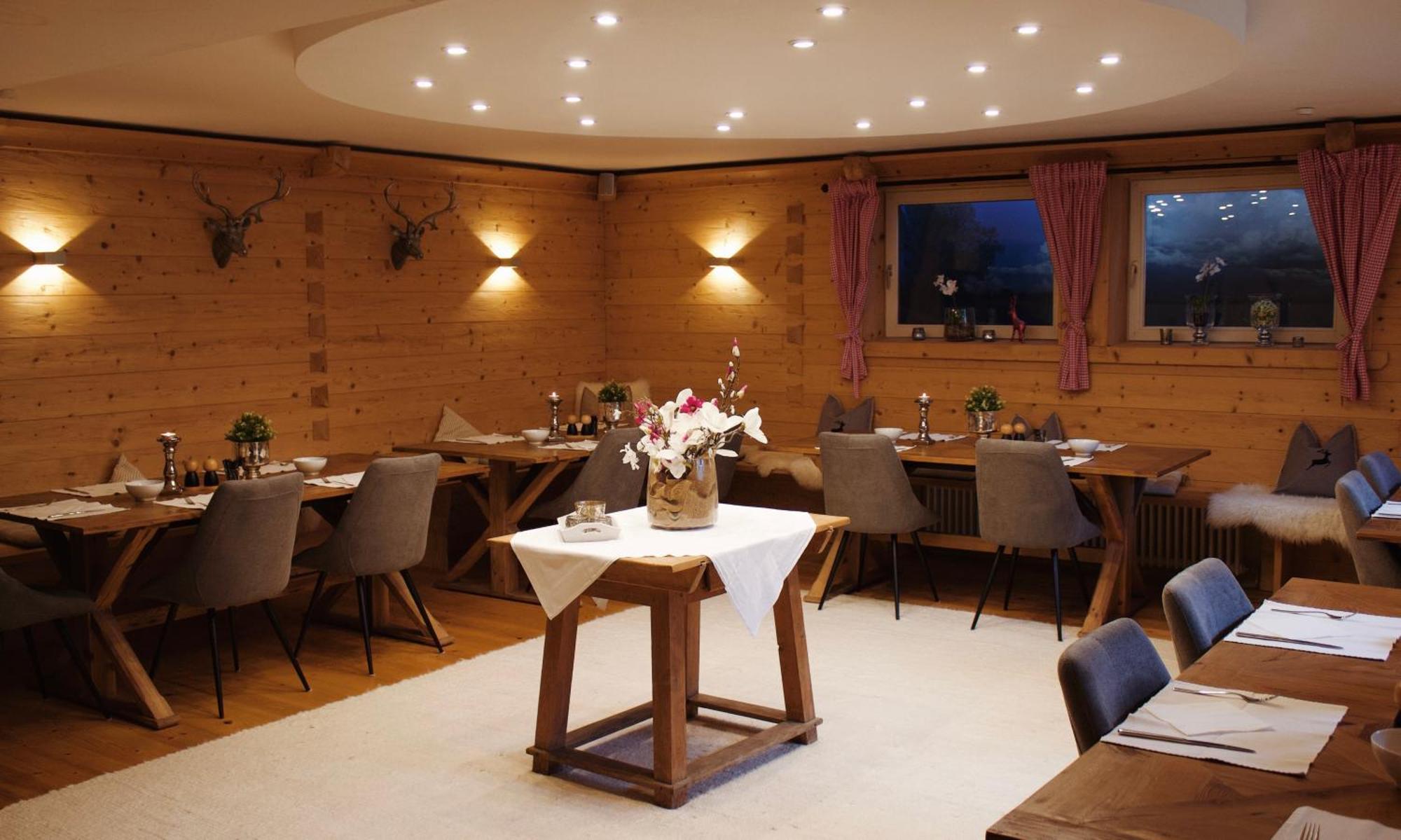 Hotel Garni - Chiemsee-Pension-Seebruck Зеон-Зебрук Екстер'єр фото
